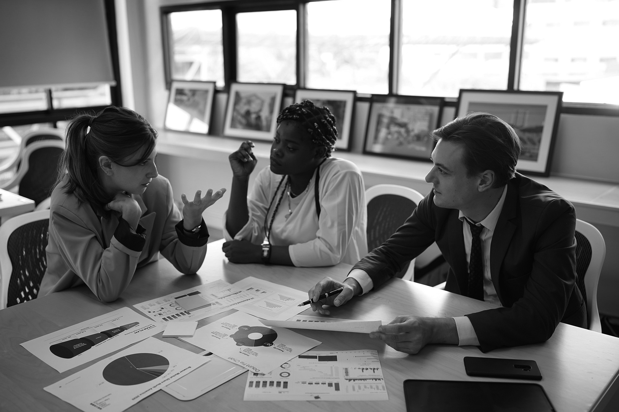 marketing-meeting-in-office-grey marketing-meeting-in-office-grey
